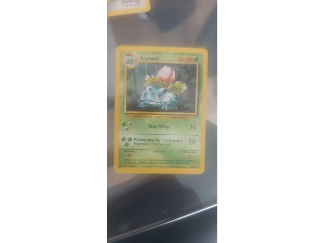 Ivysaur 30/102 pokemon card - 1
